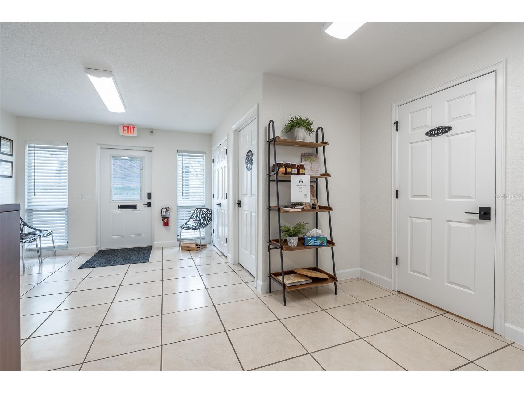 1720 E Cr-484 E Belleview FL 34420 OM721334 image5