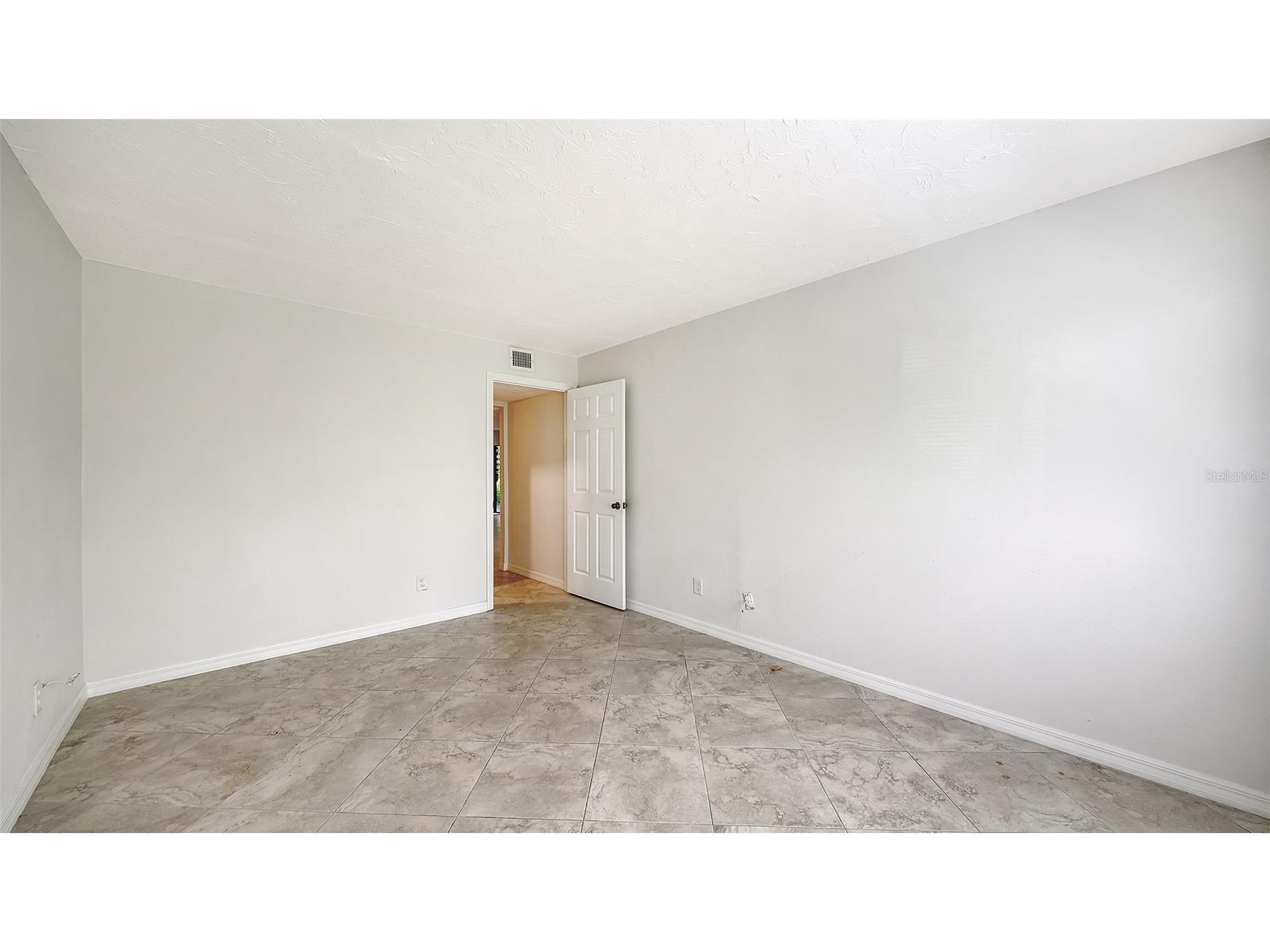1720 Glenhouse Drive #326 Sarasota FL 34231 A4691697 image19