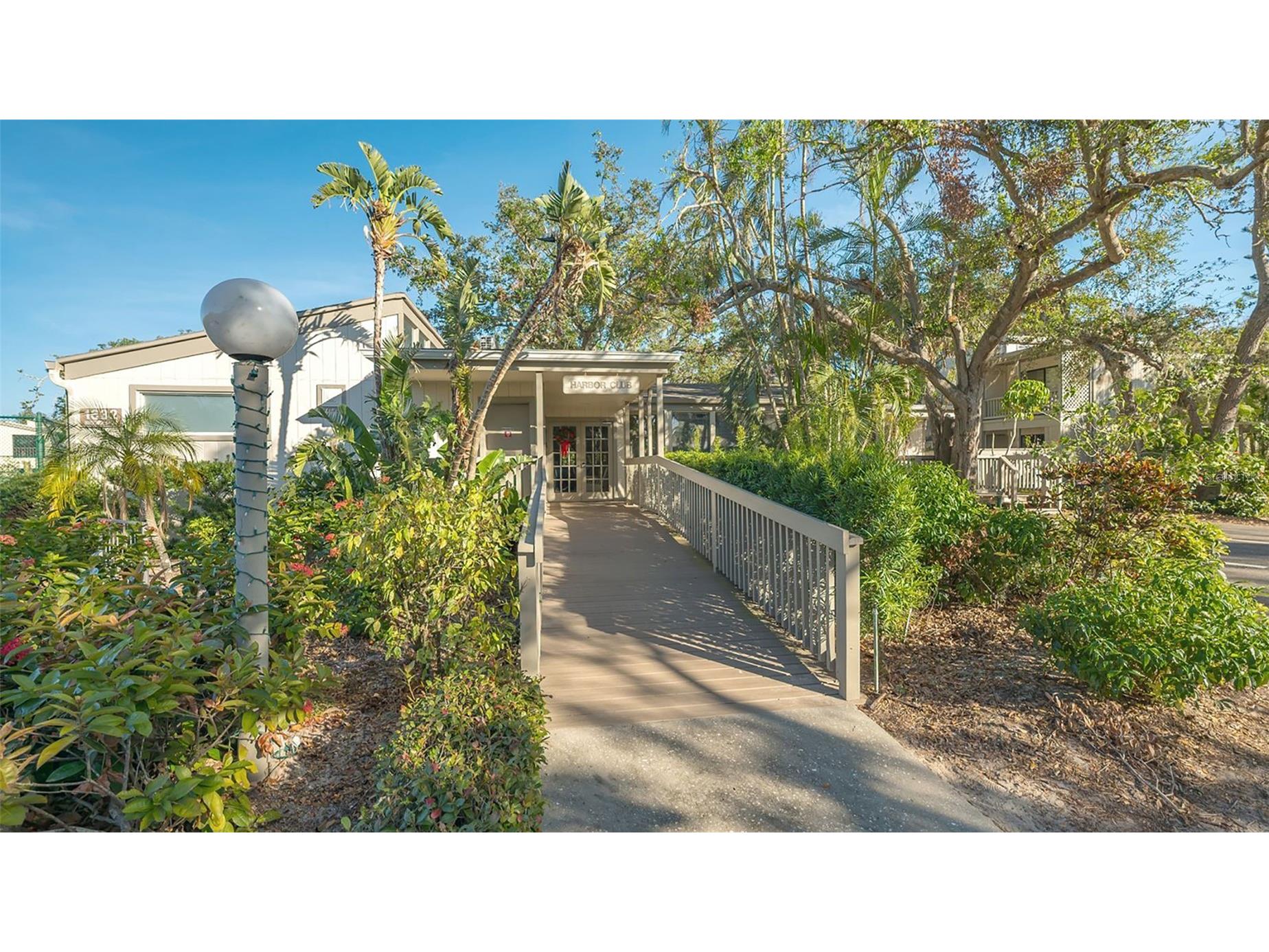 1720 Glenhouse Drive #326 Sarasota FL 34231 A4691697 image29