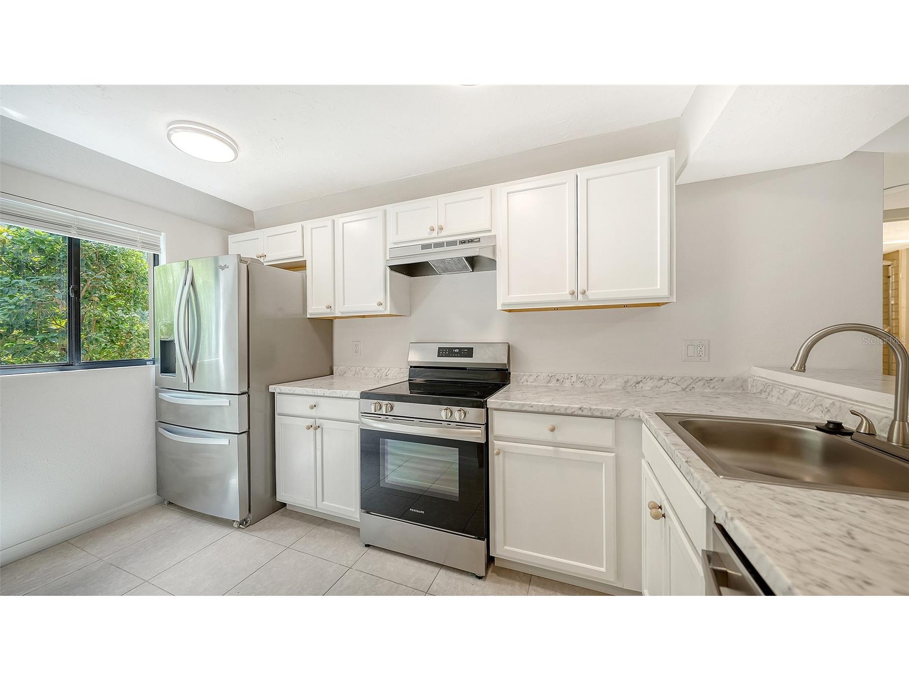 1720 Glenhouse Drive #326 Sarasota FL 34231 A4691697 image4