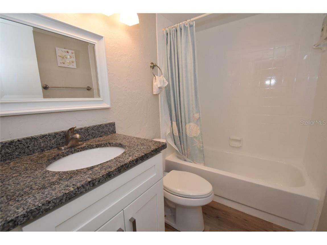 1720 Glenhouse Drive #GL427 Sarasota FL 34231 - SARASOTA BAY A4616550 image10