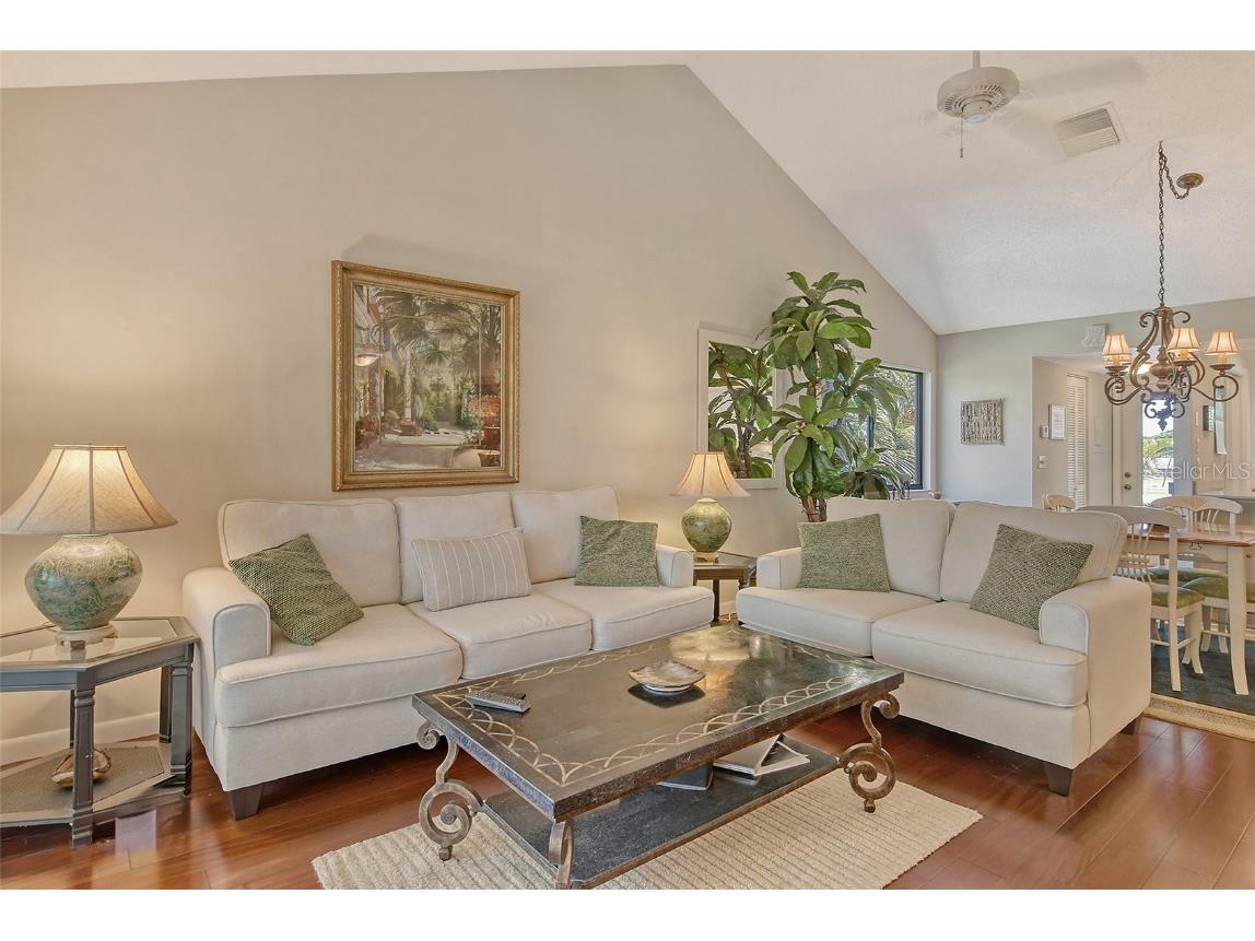 1720 Glenhouse Drive #GL430 Sarasota FL 34231 A4674163 image10