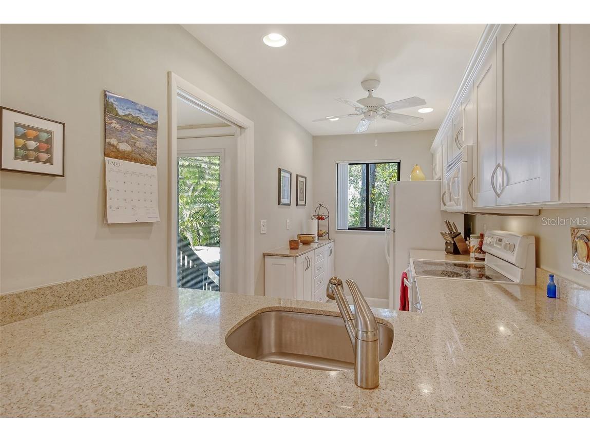 1720 Glenhouse Drive #GL430 Sarasota FL 34231 A4674163 image14