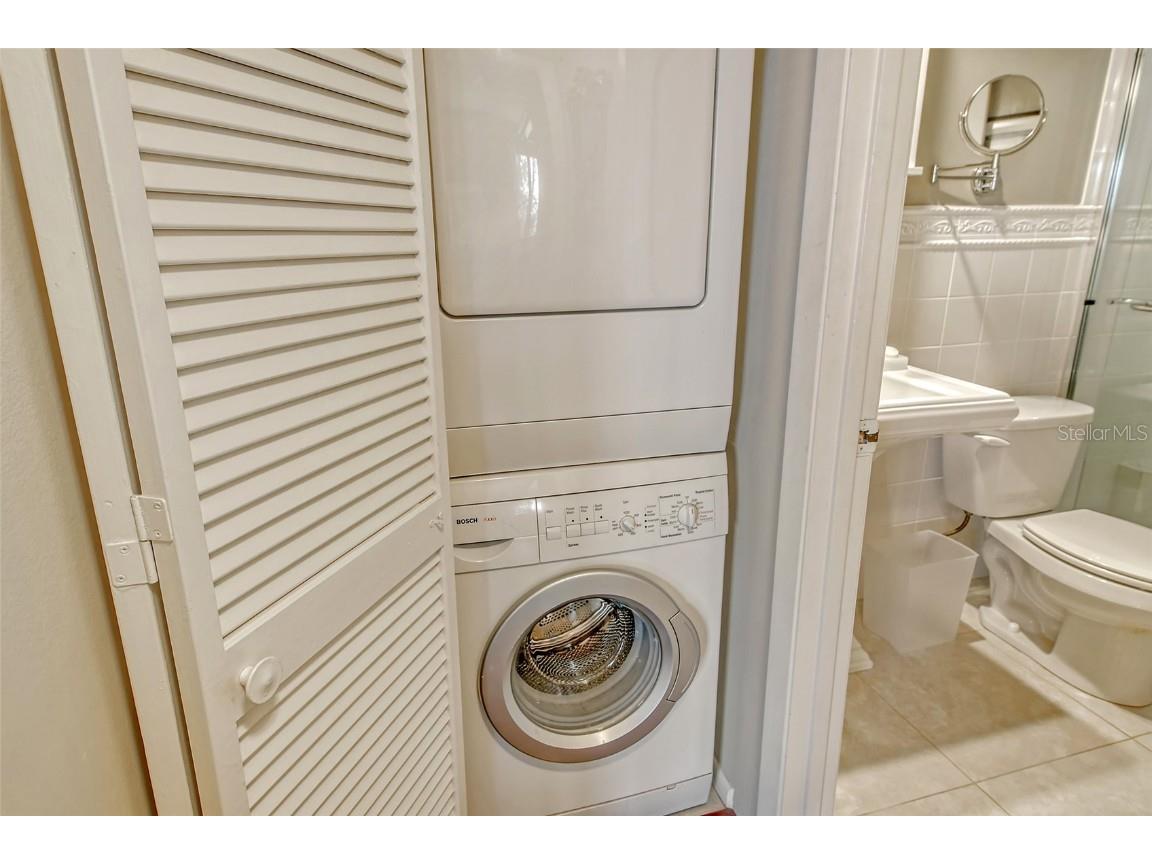 1720 Glenhouse Drive #GL430 Sarasota FL 34231 A4674163 image22