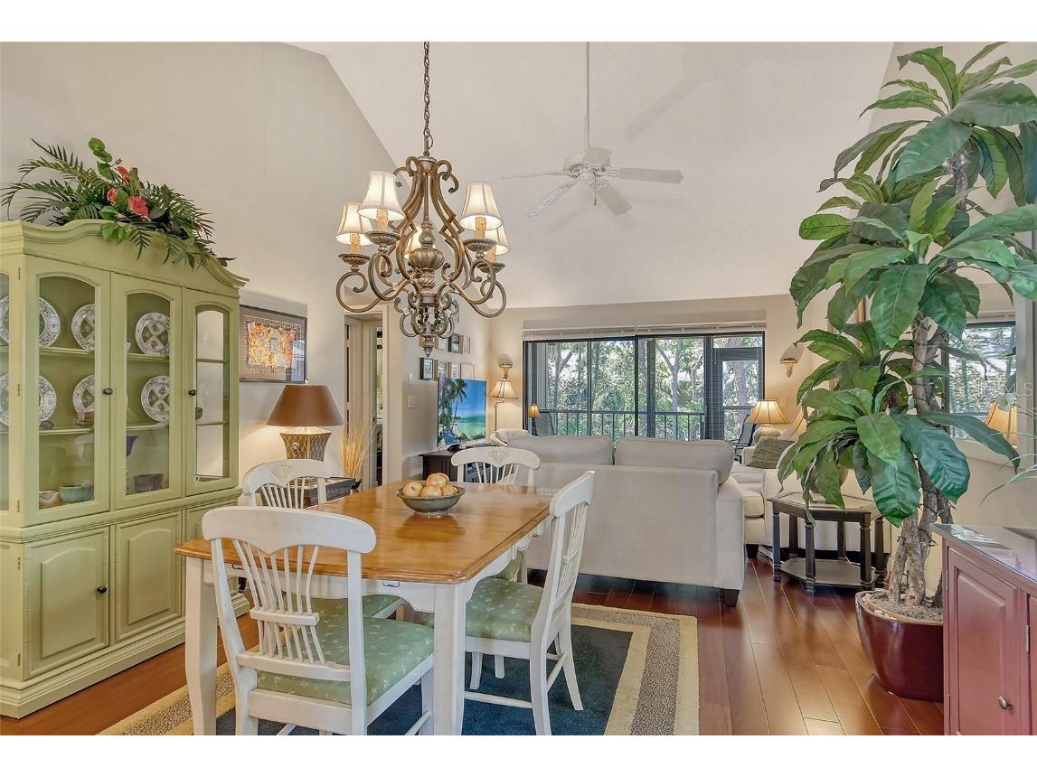 1720 Glenhouse Drive #GL430 Sarasota FL 34231 A4674163 image3