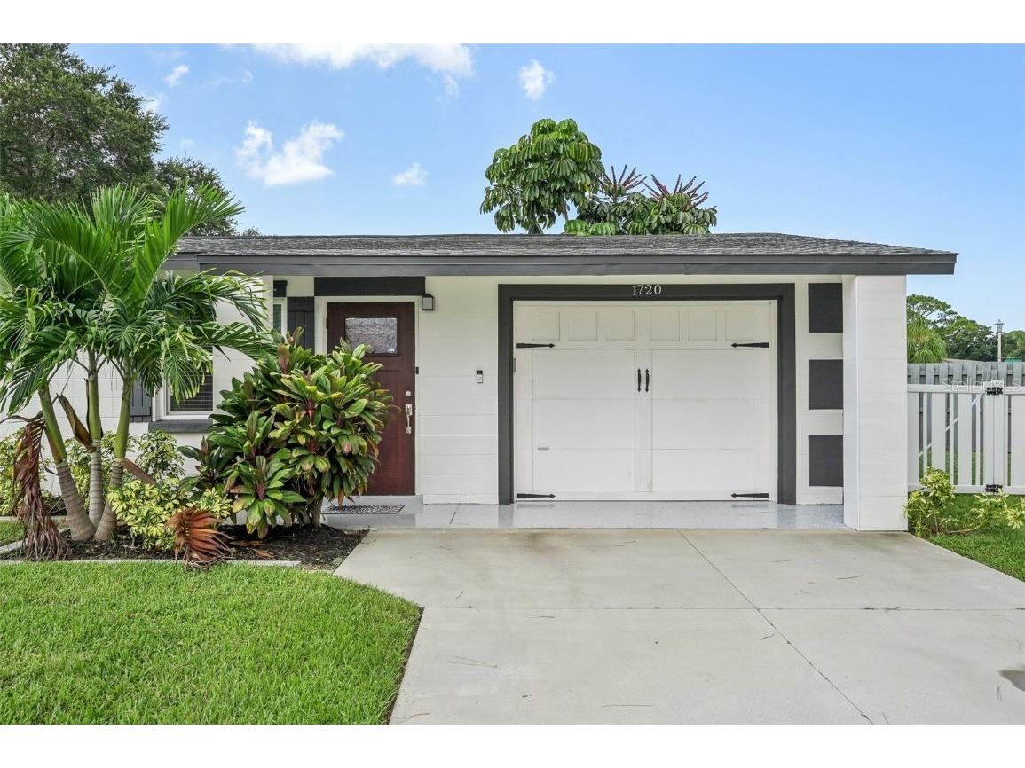 1720 Ingram Avenue Sarasota FL 34232 T3547106 image1