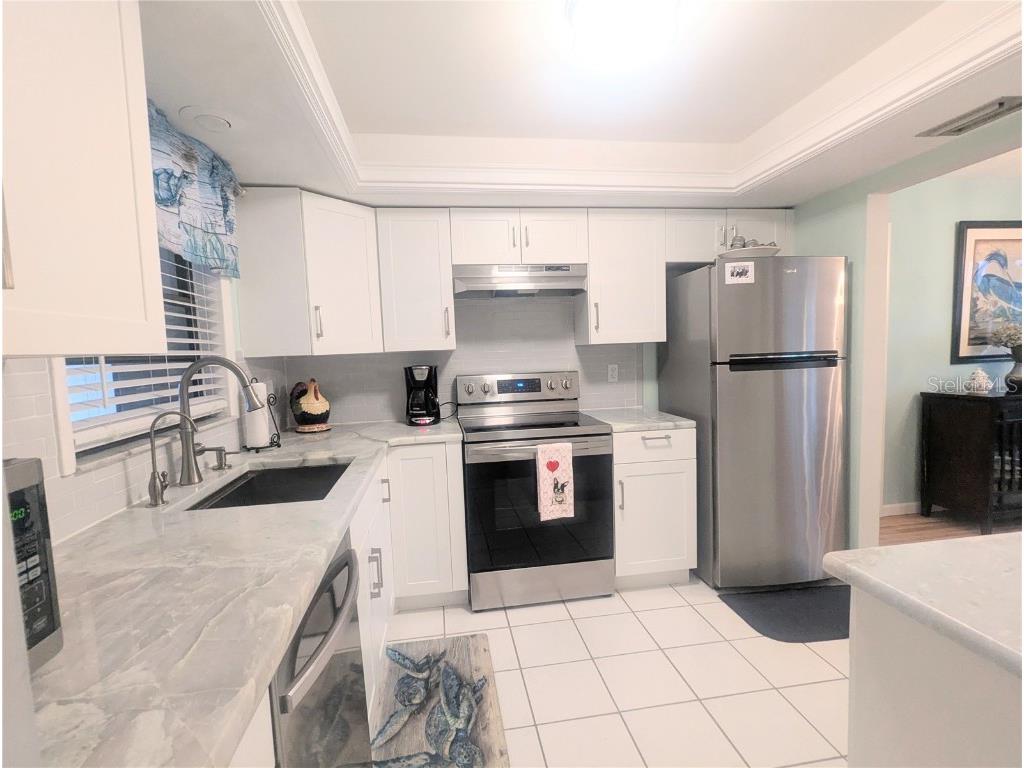 1720 Lakeside Drive #1716B Venice FL 34293 A4673947 image9