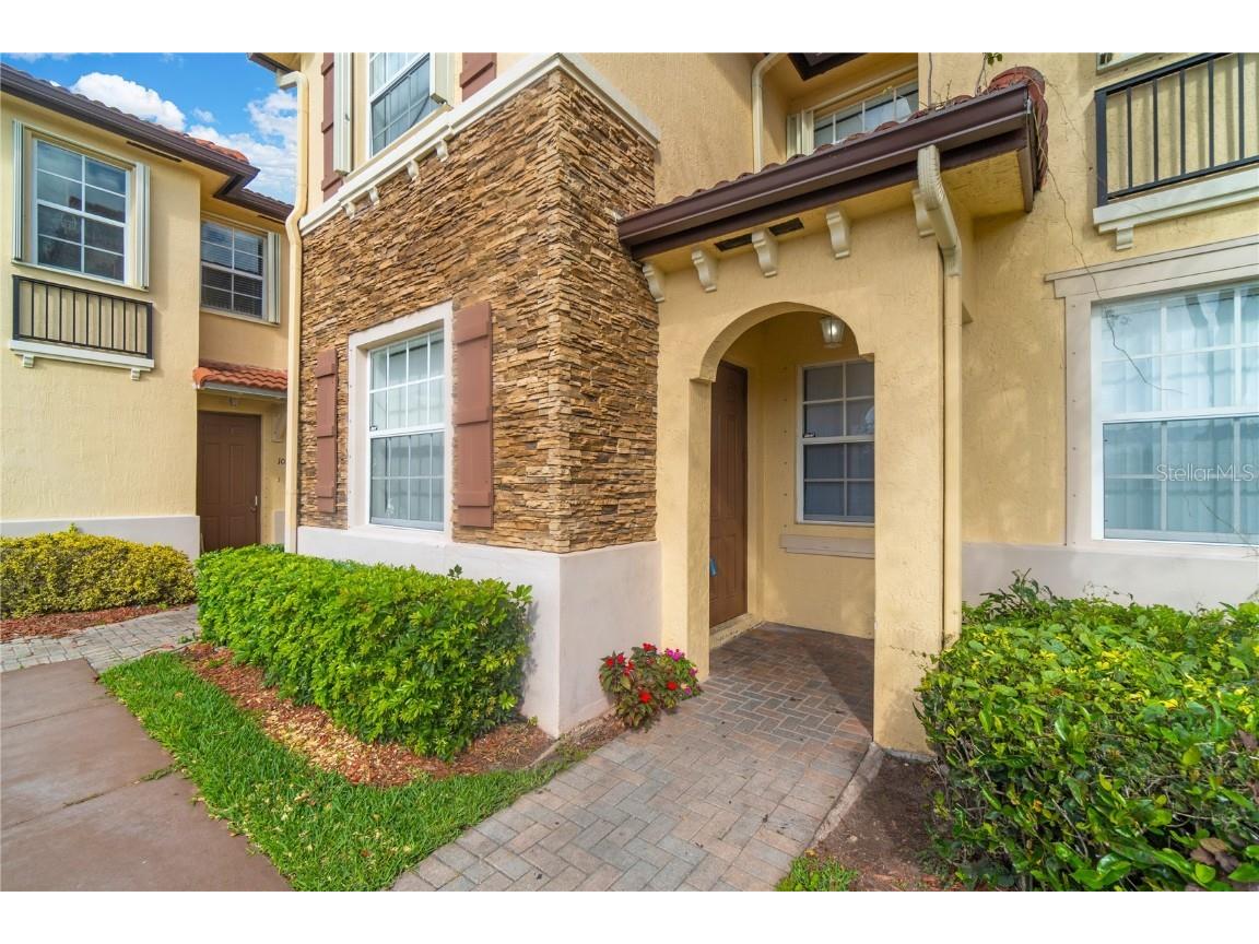 1720 NE 33rd Avenue #104-5 Homestead FL 33033 V4945221 image1