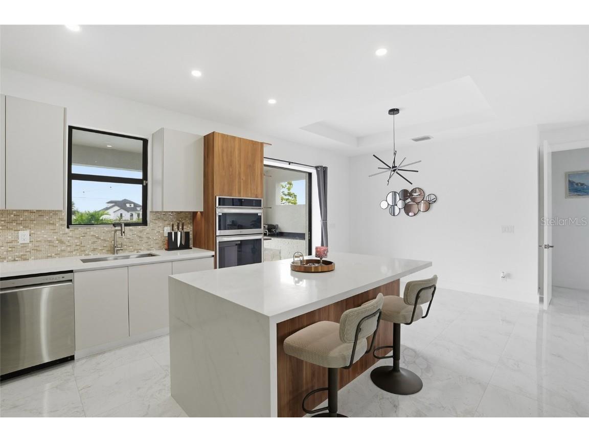 1720 NW 15th Place Cape Coral FL 33993 TB8455140 image12