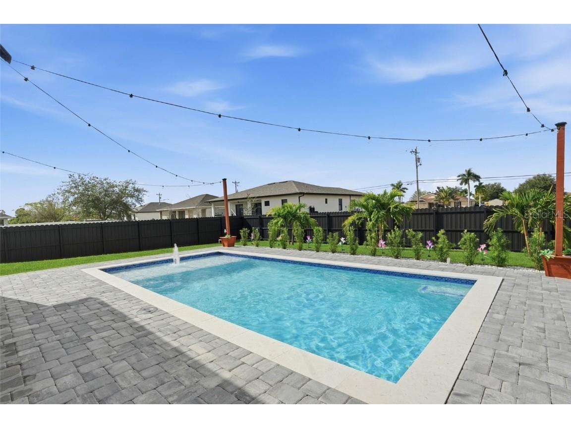 1720 NW 15th Place Cape Coral FL 33993 TB8455140 image2