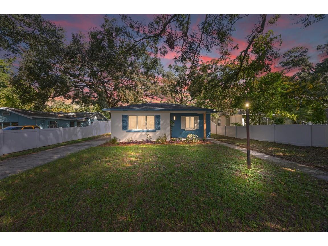 1720 SE Lambright Street Tampa FL 33610 TB8406168 image1
