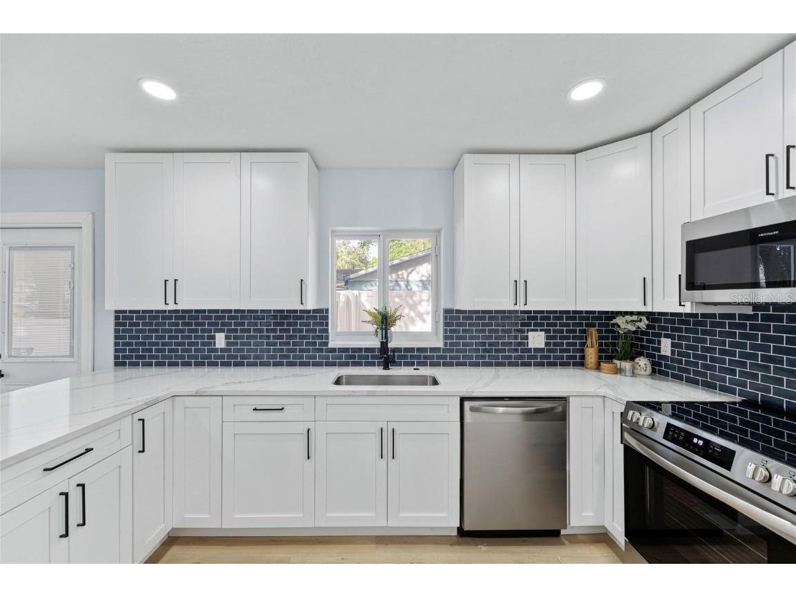 1720 SE Lambright Street Tampa FL 33610 TB8406168 image12