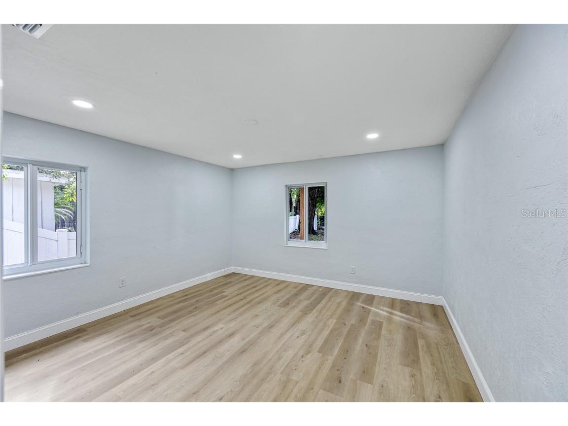 1720 SE Lambright Street Tampa FL 33610 TB8406168 image15