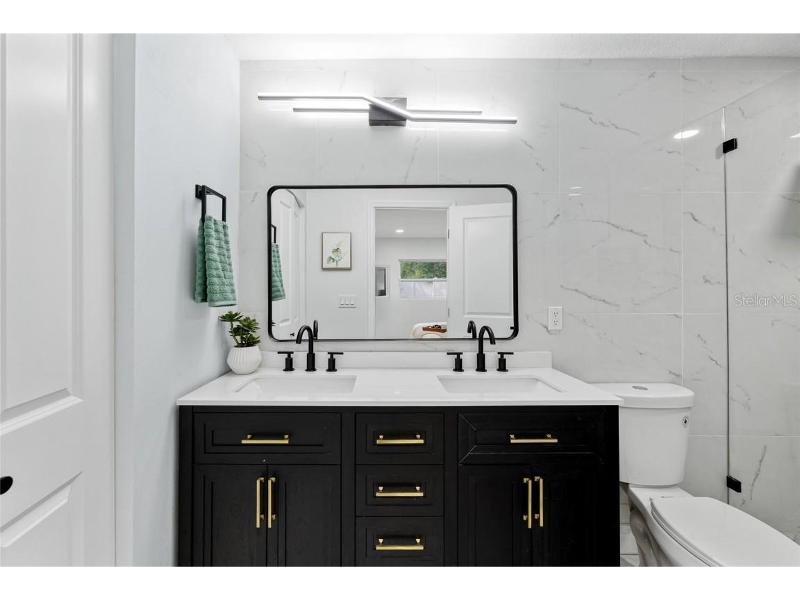 1720 SE Lambright Street Tampa FL 33610 TB8406168 image25