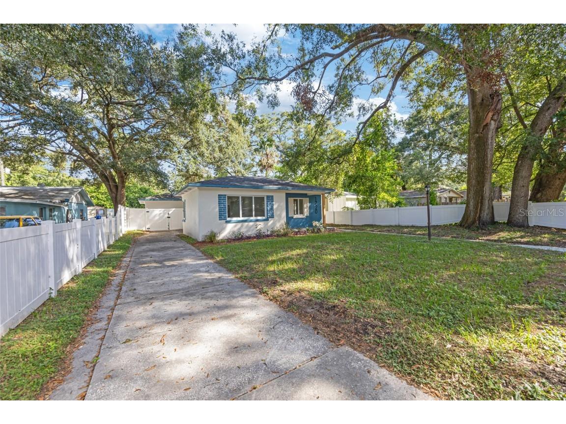1720 SE Lambright Street Tampa FL 33610 TB8406168 image3