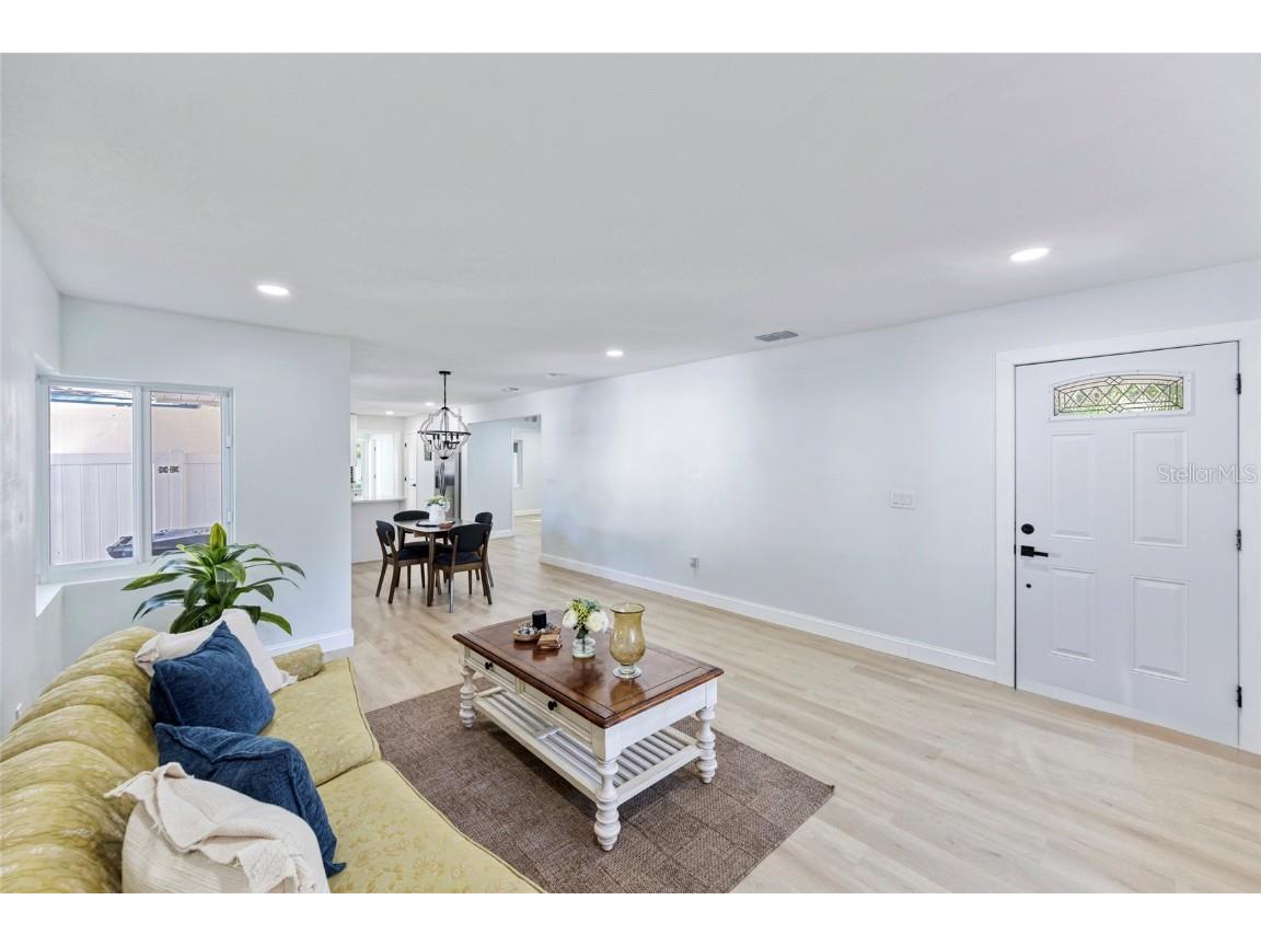 1720 SE Lambright Street Tampa FL 33610 TB8406168 image7