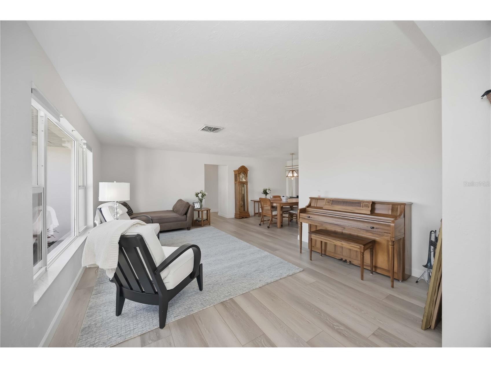 1720 Sklar Court Venice FL 34293 N6143335 image4