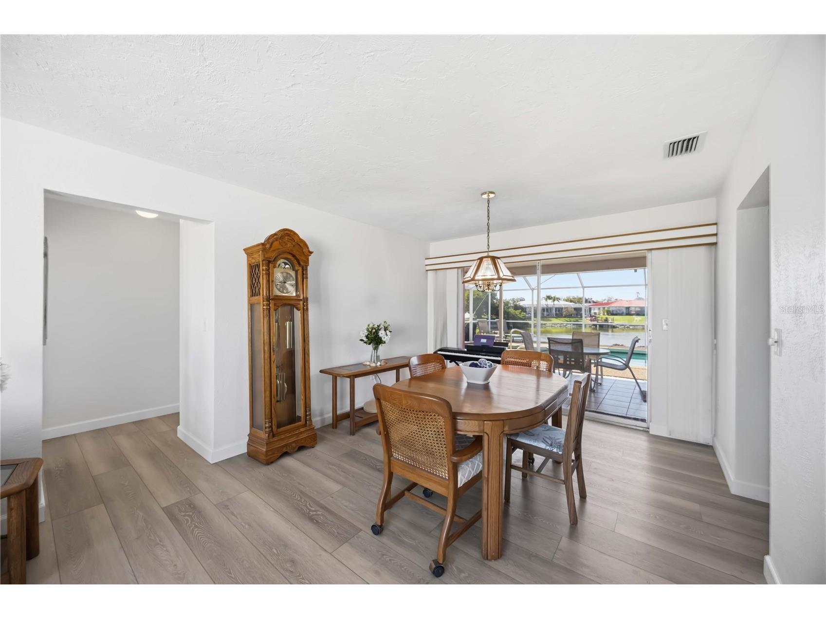 1720 Sklar Court Venice FL 34293 N6143335 image8
