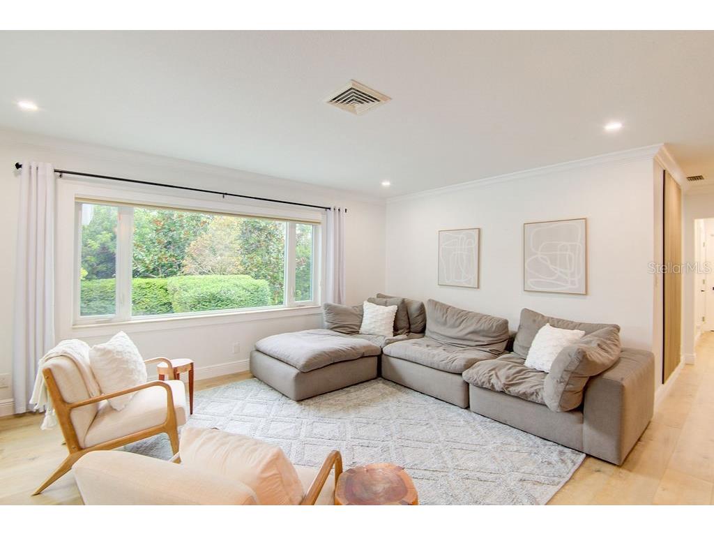 1720 Spring Creek Drive Sarasota FL 34239 - CURRINS LAKEVIEW A4653454 image15