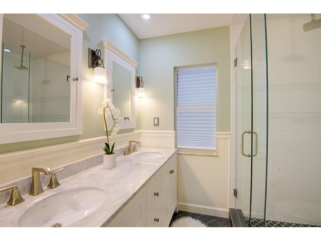 1720 Spring Creek Drive Sarasota FL 34239 - CURRINS LAKEVIEW A4653454 image31