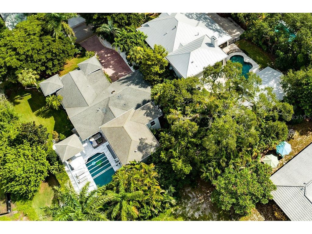 1720 Spring Creek Drive Sarasota FL 34239 - CURRINS LAKEVIEW A4653454 image48