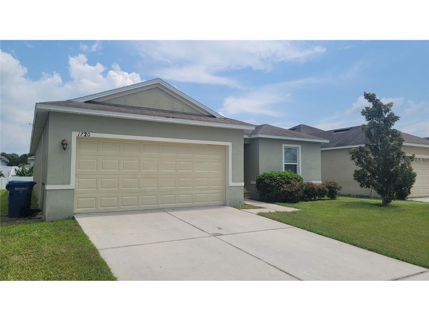 1720 Wallace Manor Loop Winter Haven FL 33880 S5109410 image1