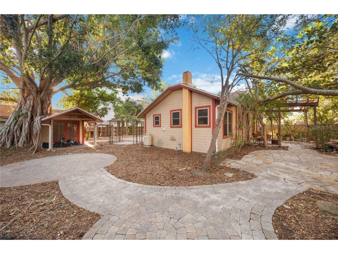 1721 8th Street Sarasota FL 34236 A4652154 image21