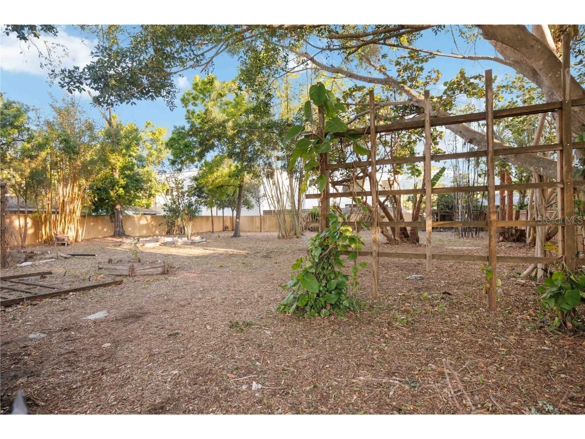 1721 8th Street Sarasota FL 34236 A4652154 image3