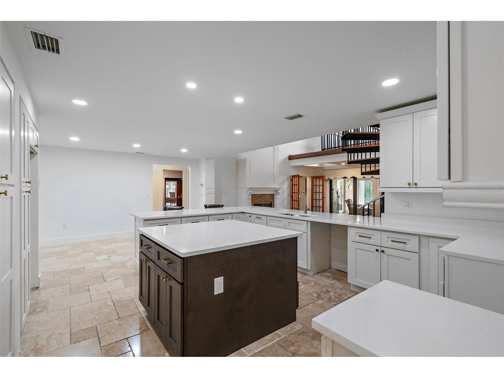 1721 Allens Creek Drive Clearwater FL 33764 - ALLENS CREEK TB8392817 image3