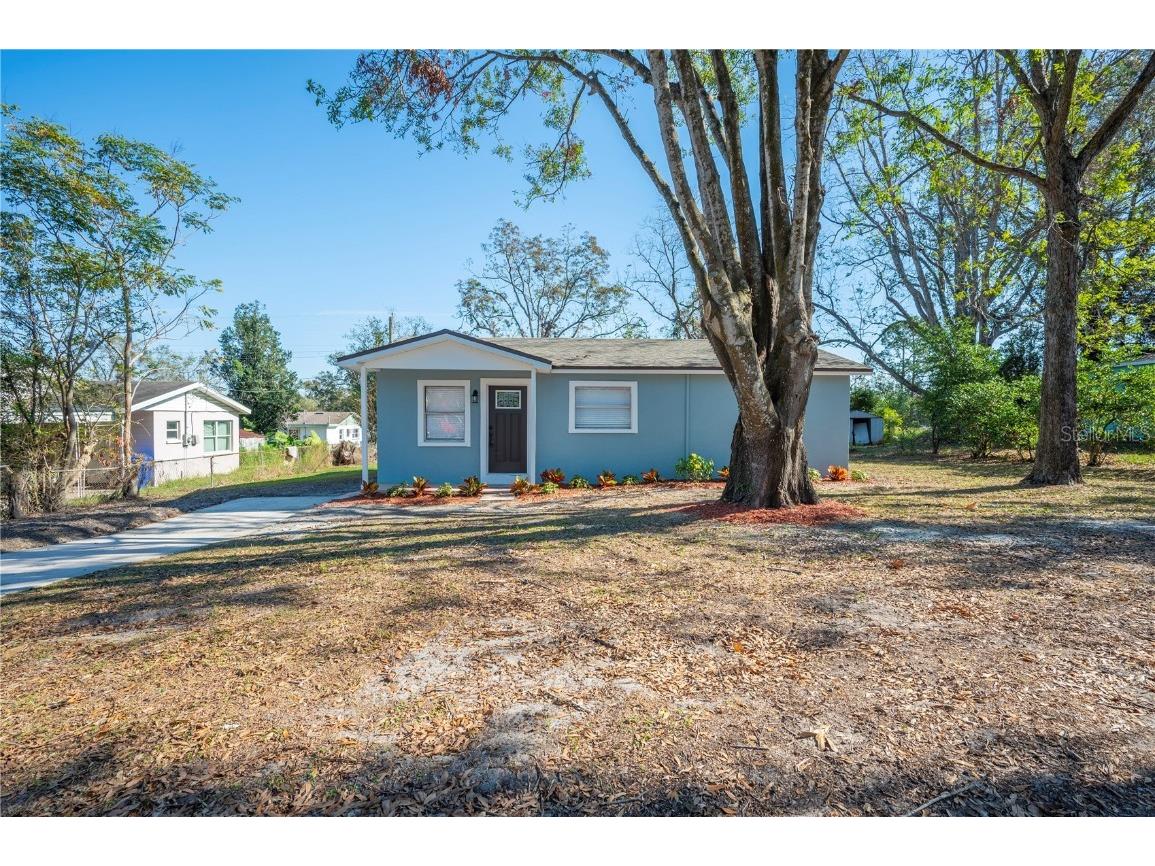 1721 Bayview Drive Lakeland FL 33805 TB8332653 image1