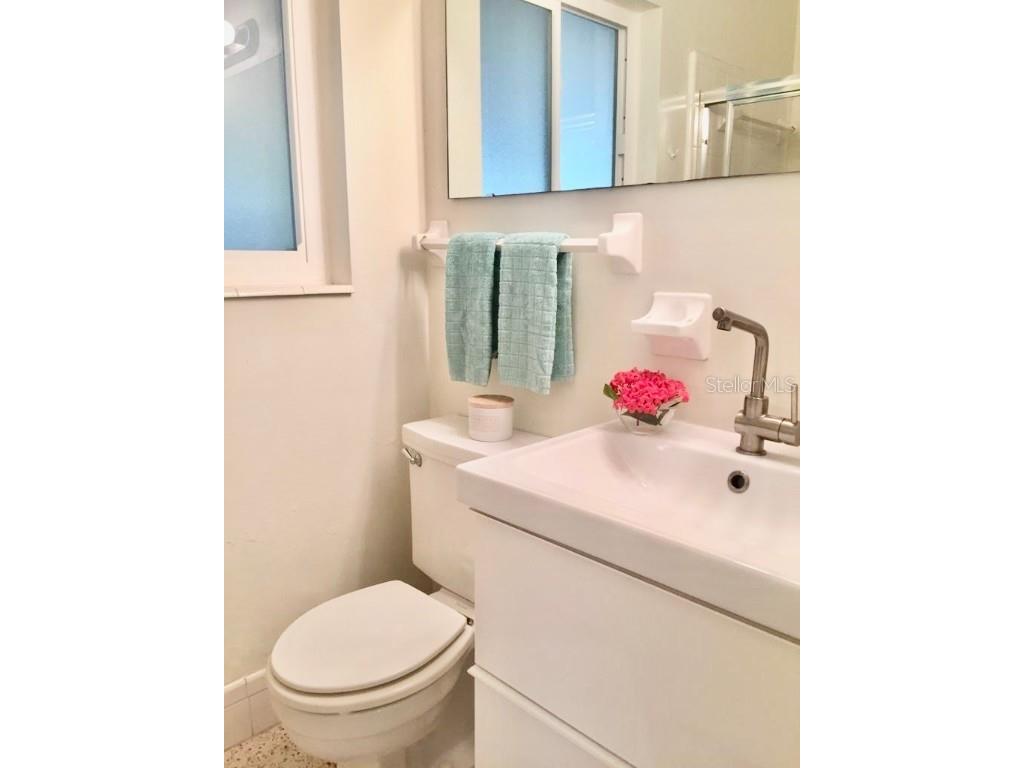 1721 Birchwood Street Sarasota FL 34231 A4669540 image19