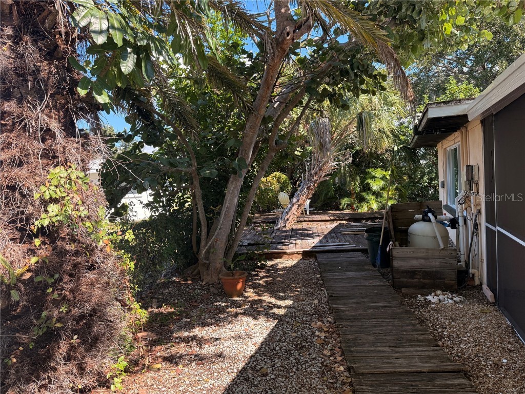 1721 Birchwood Street Sarasota FL 34231 A4669540 image6