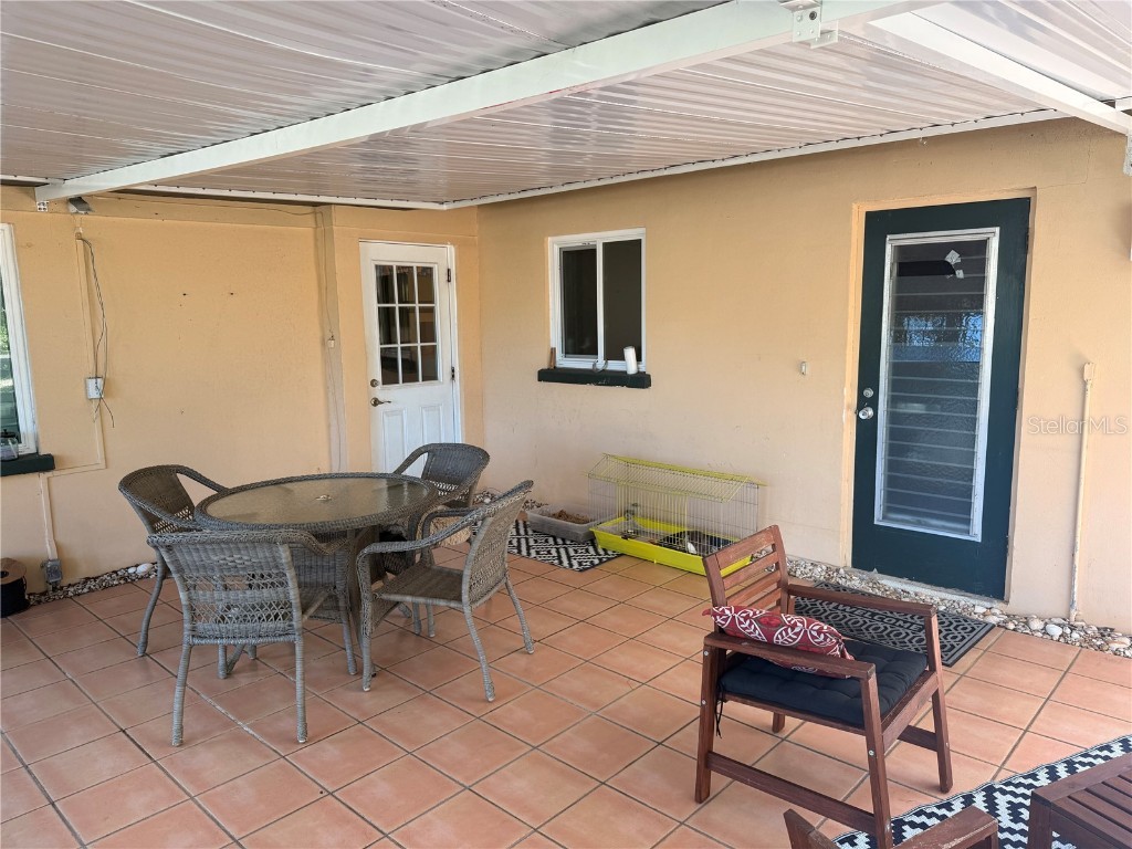 1721 Birchwood Street Sarasota FL 34231 A4669540 image7