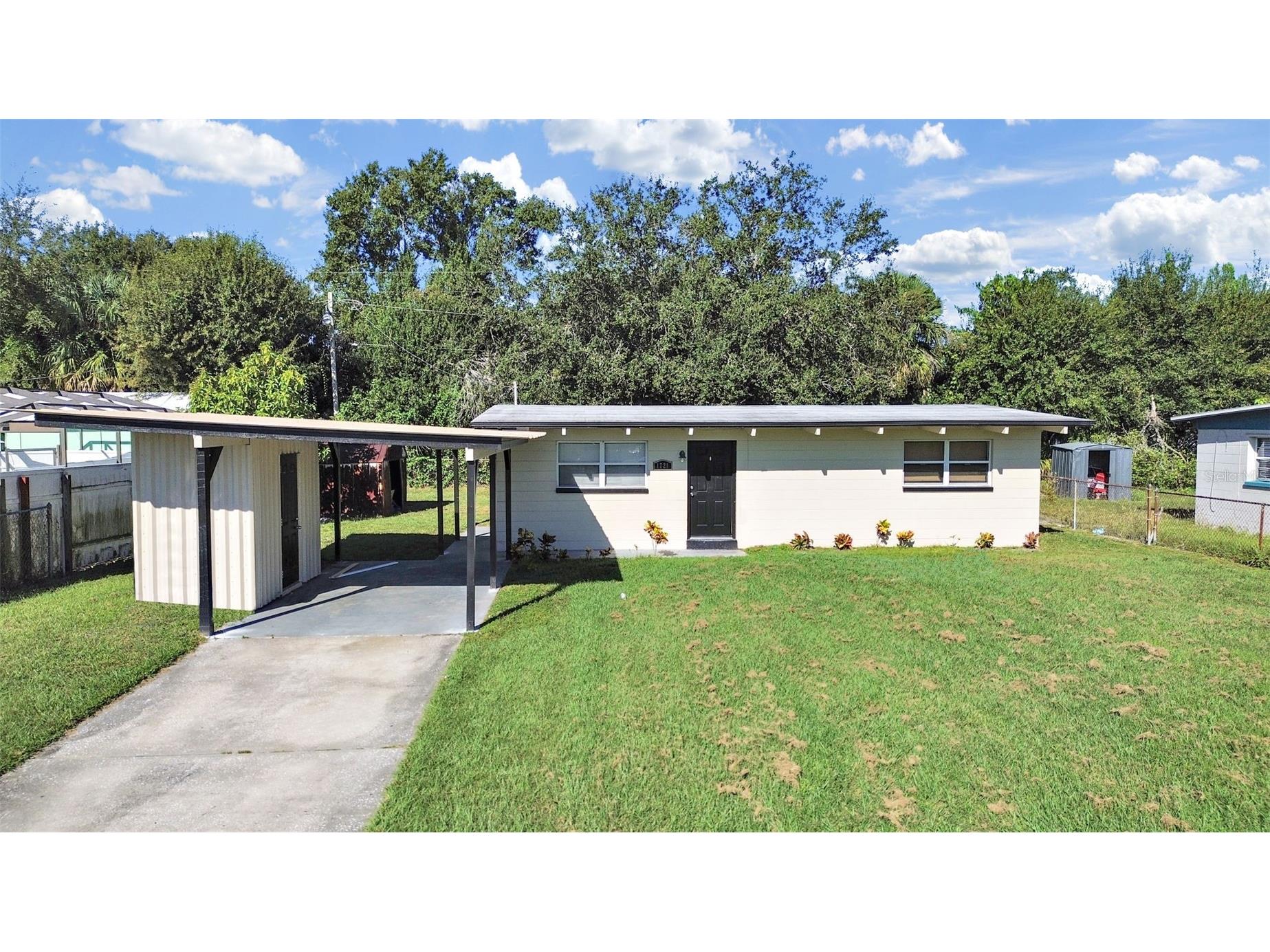 1721 Darlington Drive Tampa FL 33619 TB8475965 image1
