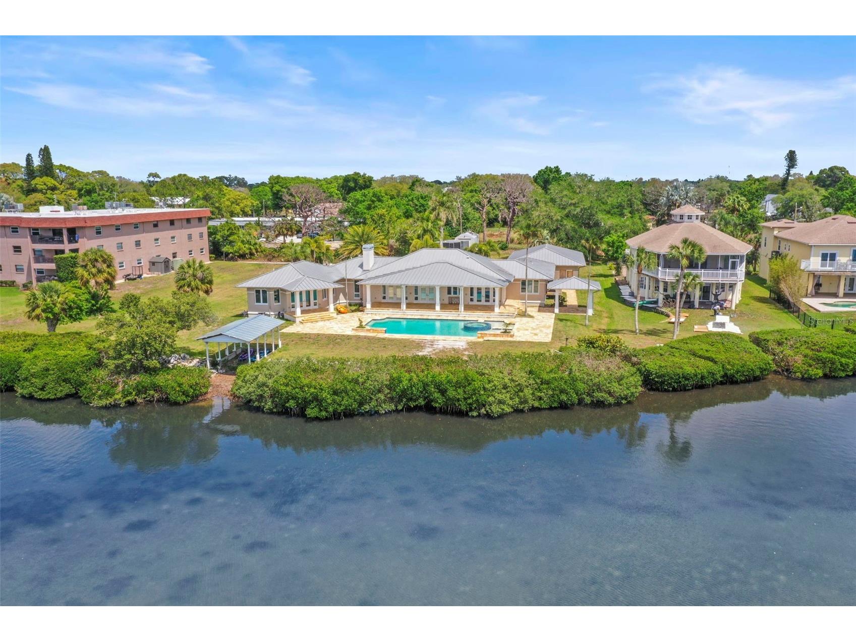 1721 Gulf Road Tarpon Springs FL 34689 TB8501527 image1