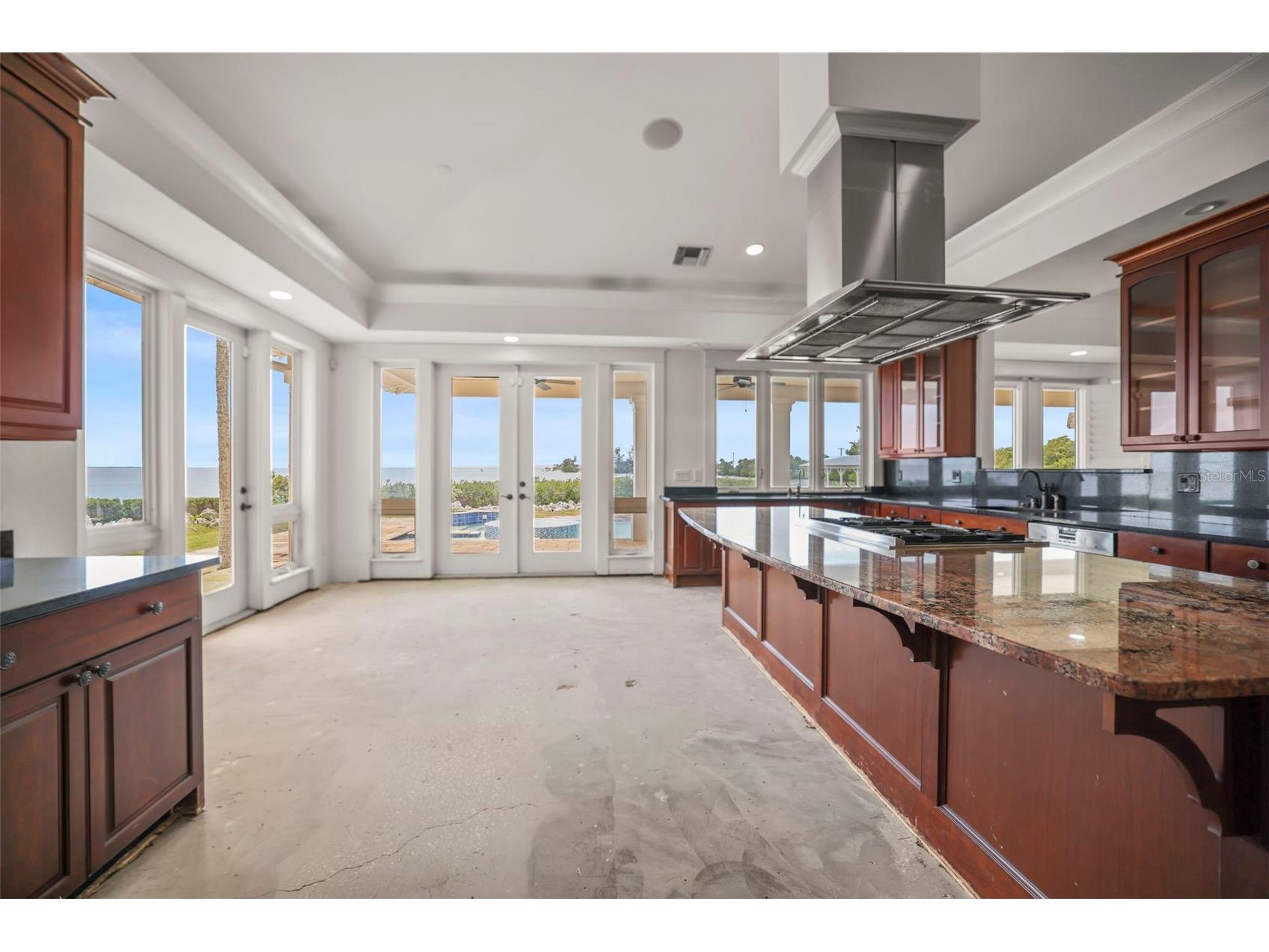 1721 Gulf Road Tarpon Springs FL 34689 TB8501527 image10
