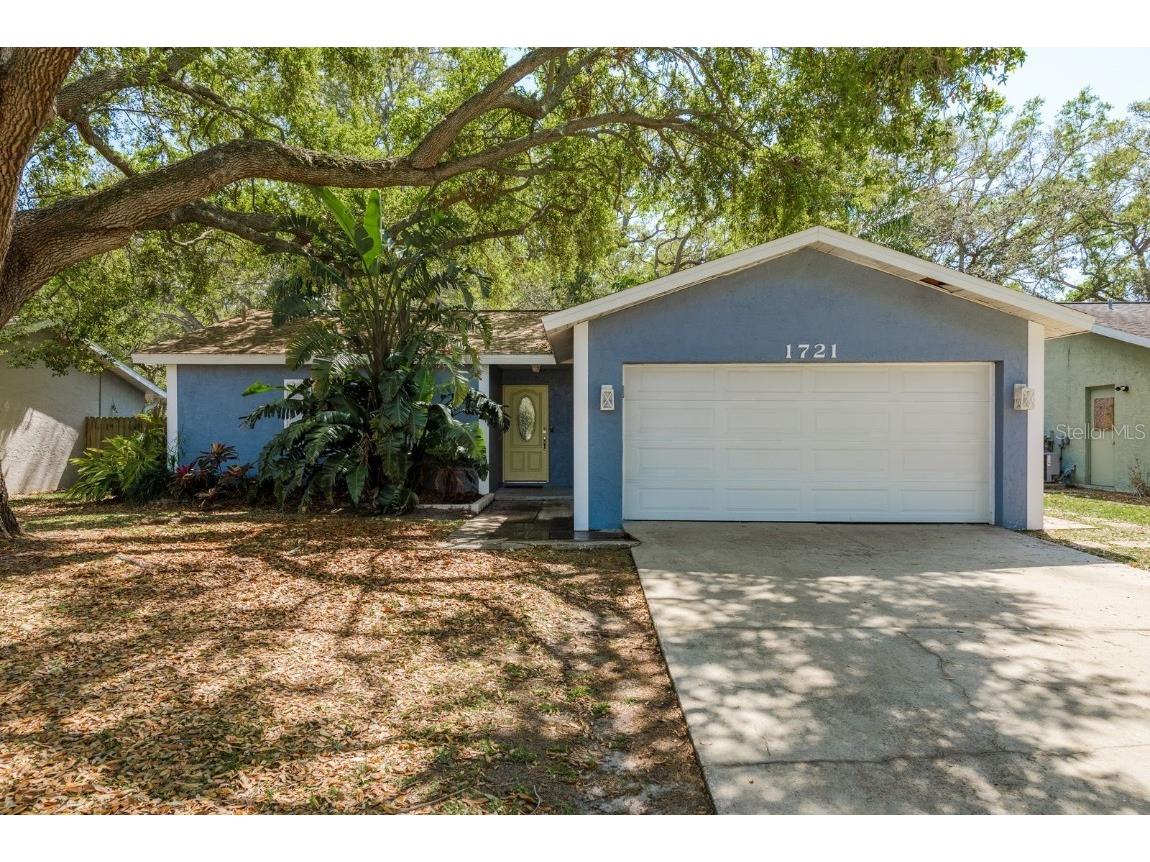 1721 Sutton Place Dunedin FL 34698 TB8361837 image1