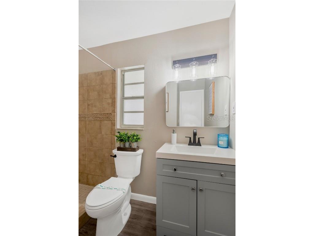 1721 W Humphrey Street Tampa FL 33604 TB8449623 image10