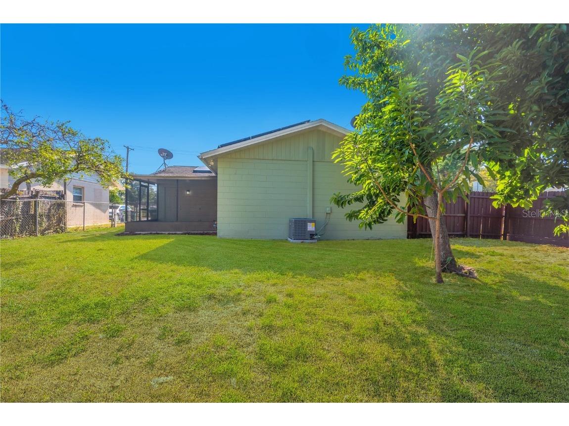 1721 W Humphrey Street Tampa FL 33604 TB8449623 image19