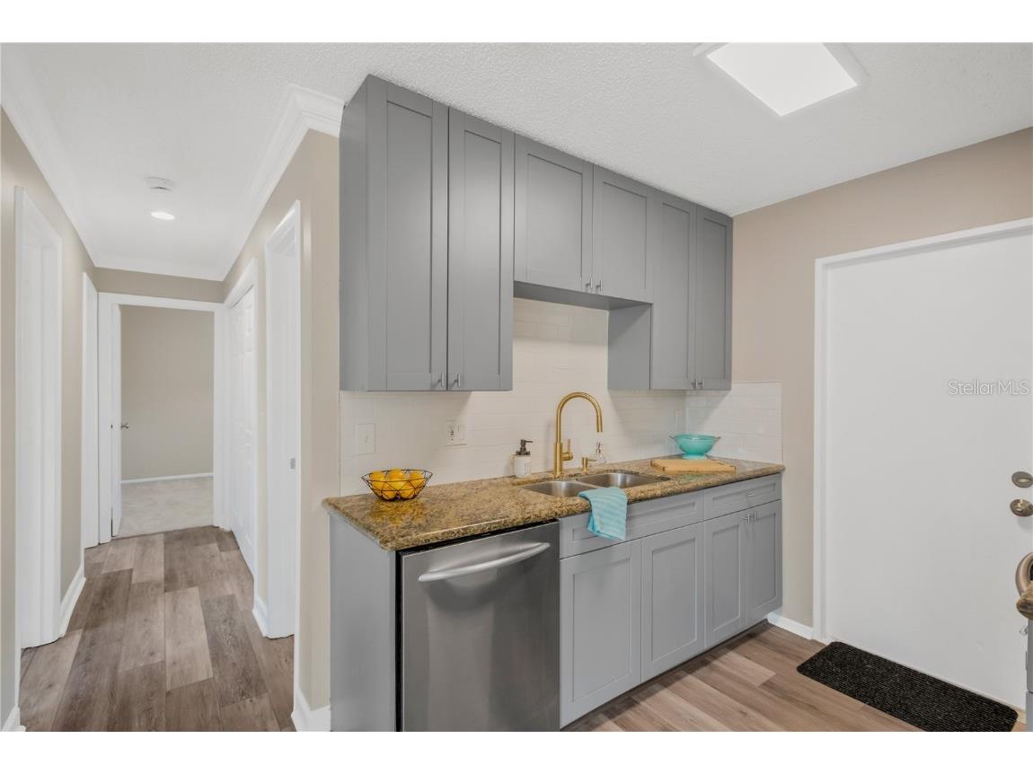 1721 W Humphrey Street Tampa FL 33604 TB8449623 image4