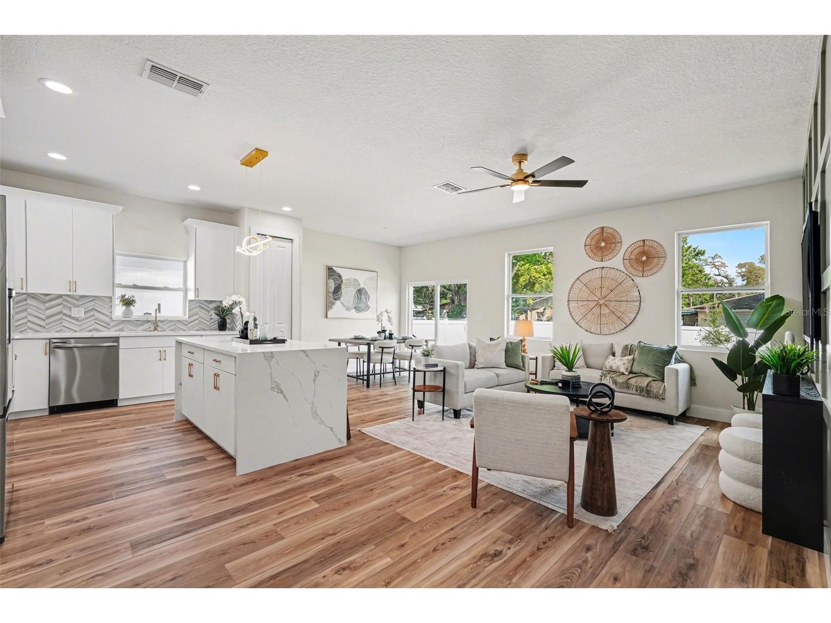 1721 W Perio Street Tampa FL 33612 TB8493066 image16