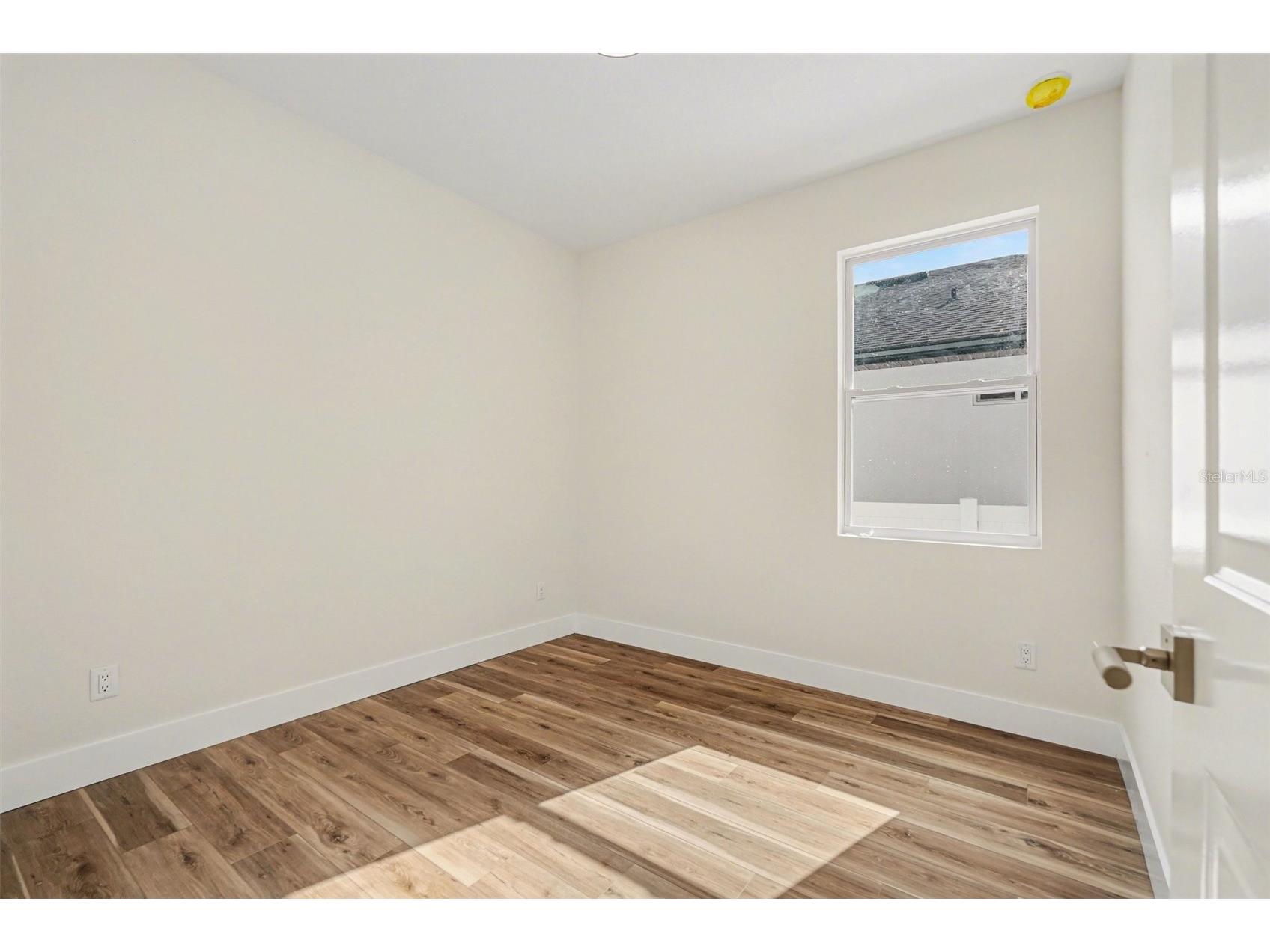1721 W Perio Street Tampa FL 33612 TB8493066 image7