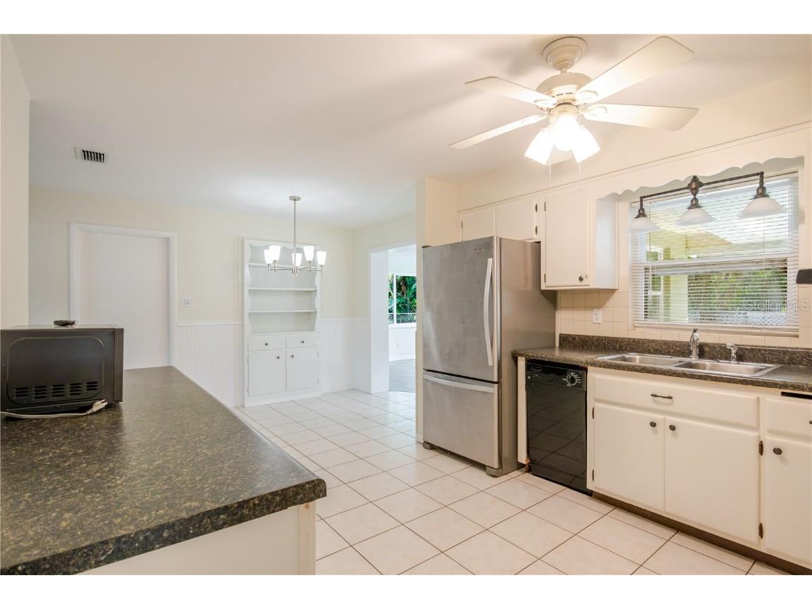 1721 Woodridge Drive Clearwater FL 33756 TB8457881 image15