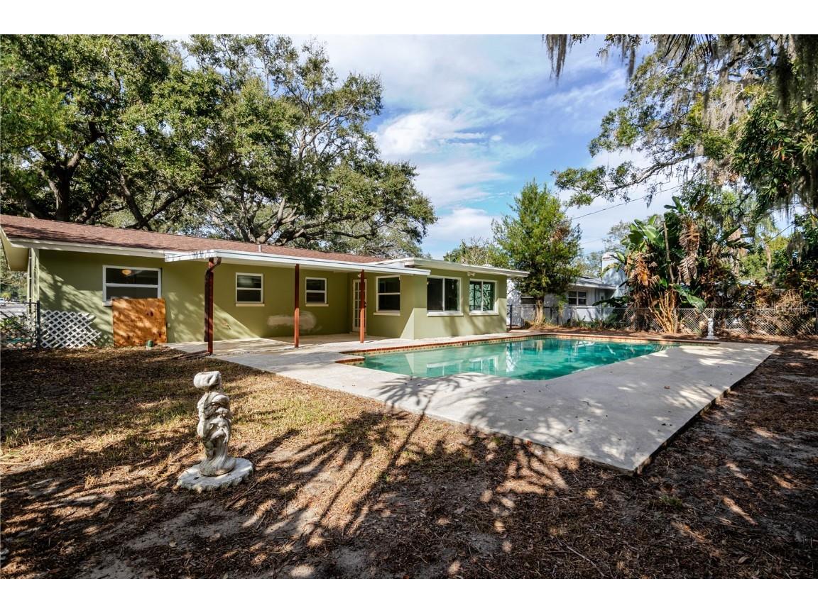 1721 Woodridge Drive Clearwater FL 33756 TB8457881 image41