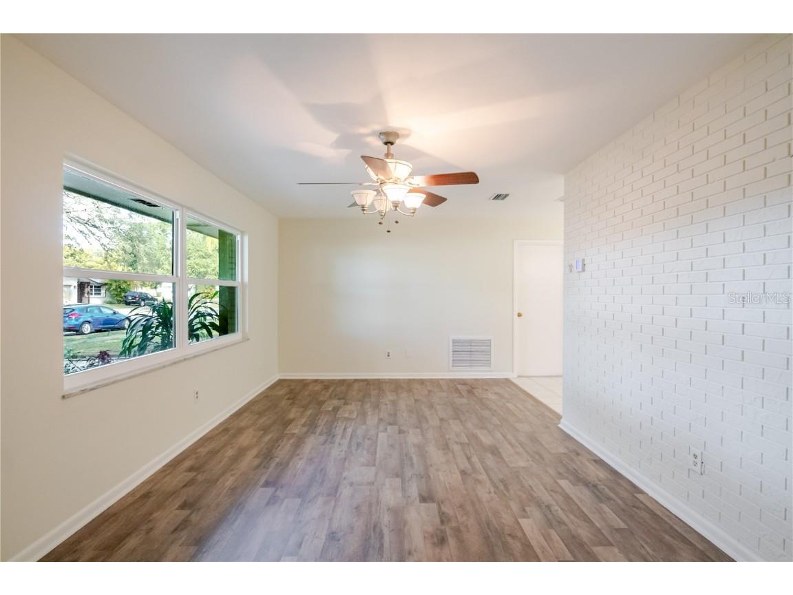 1721 Woodridge Drive Clearwater FL 33756 TB8457881 image8