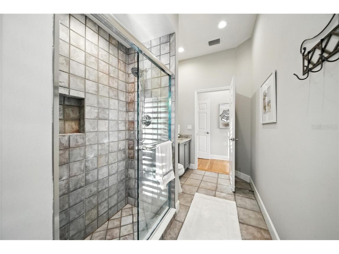 17210 Broadoak Drive Tampa FL 33647 TB8416017 image25