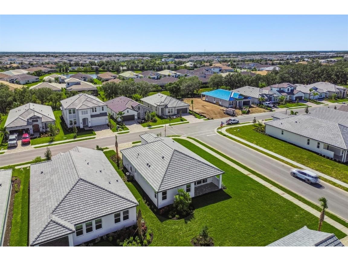 17213 Savory Mist Circle Bradenton FL 34211 R4909835 image4