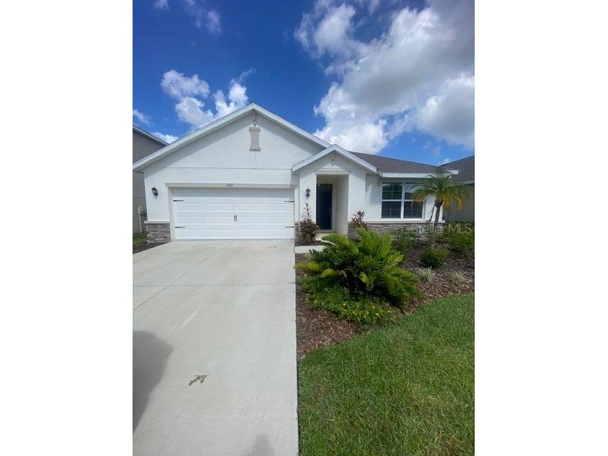 17217 Harvest Moon Way Bradenton FL 34211 A4669852 image1
