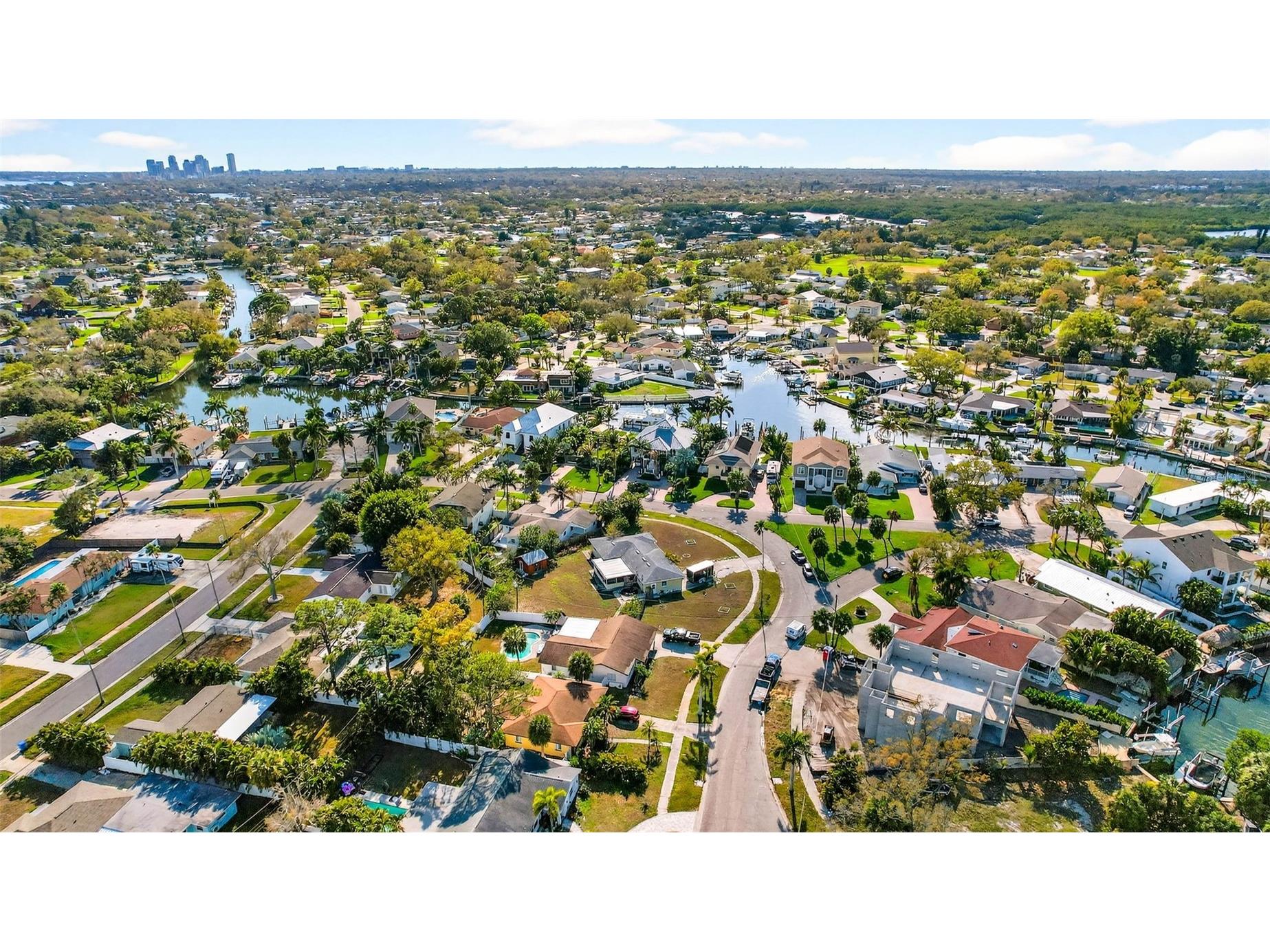 1722 Bayou Grande Boulevard NE Saint Petersburg FL 33703 TB8482844 image16