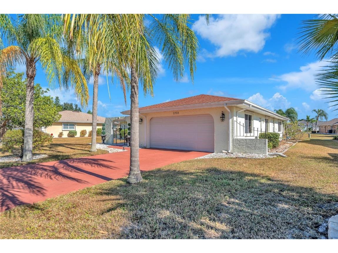 1722 Coco Palm Circle Sun City Center FL 33573 TB8444124 image2